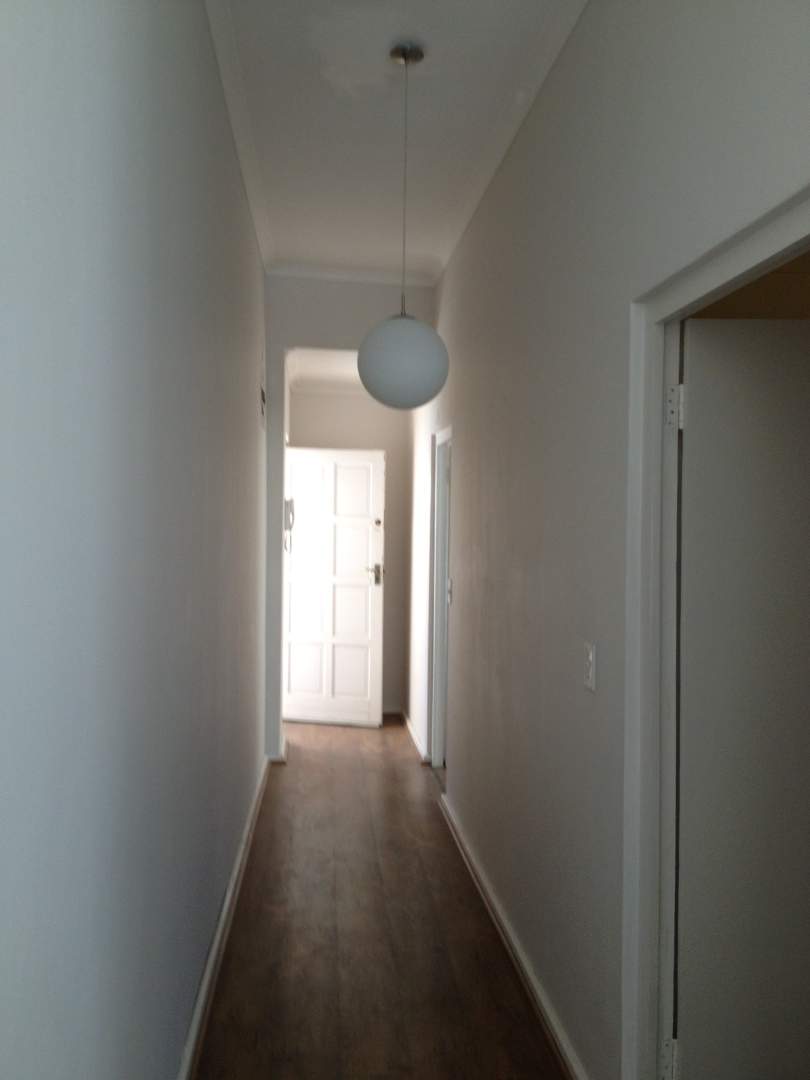 To Let 1 Bedroom Property for Rent in Sea Point Western Cape